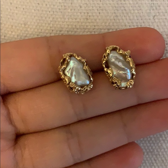 Vintage Baroque pearl earrings - Picture 5 of 8